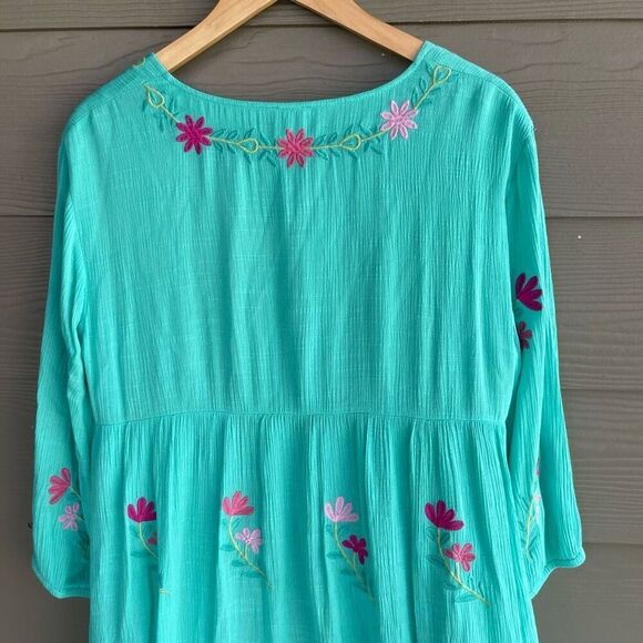 COPY - J. Marie Madeline embroidered dress - Picture 8 of 9